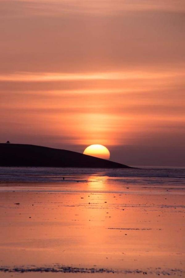 Vissershuisje aan de waddenzee Paesens Buitenkant foto